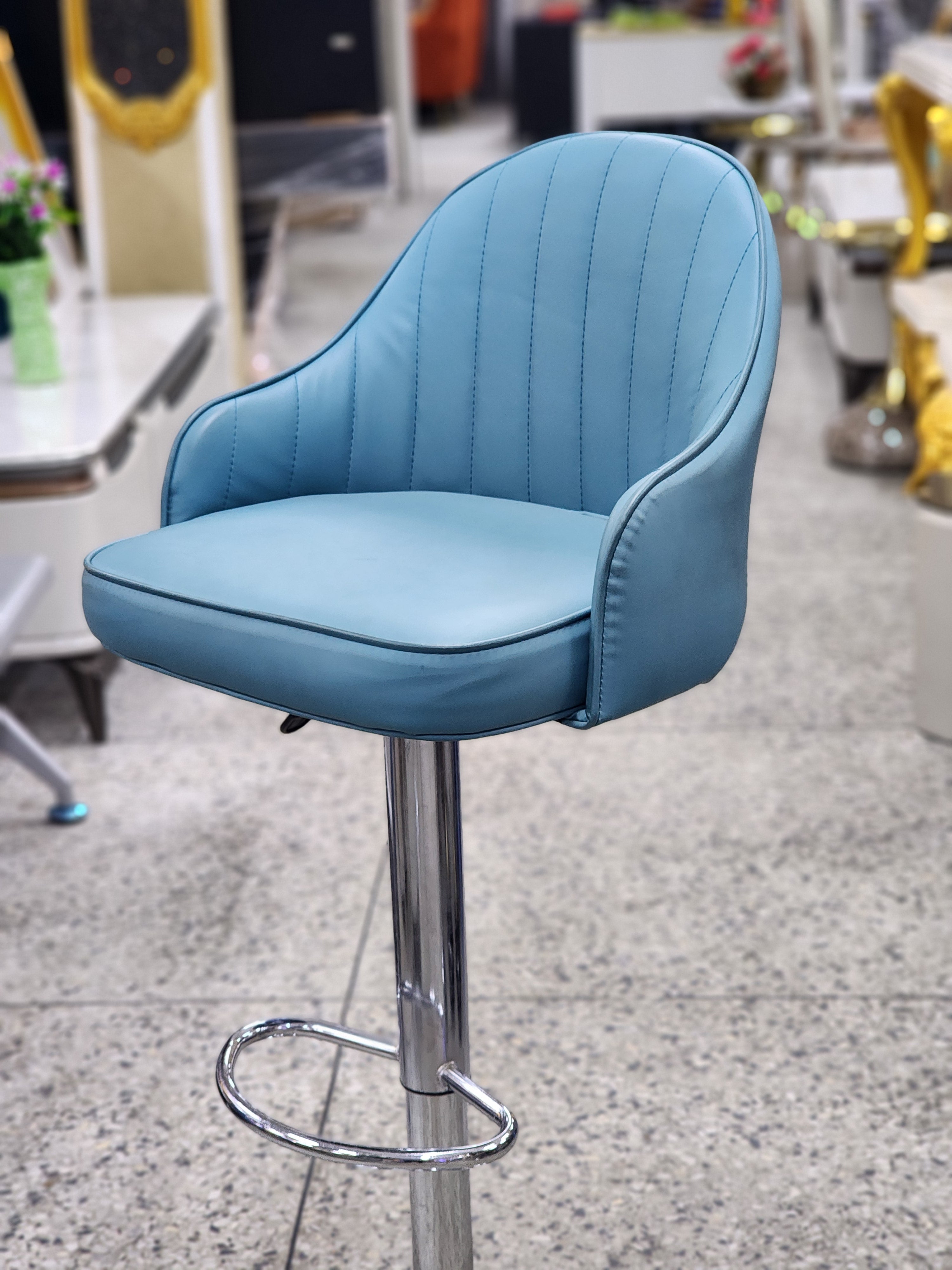 BAR CHAIR