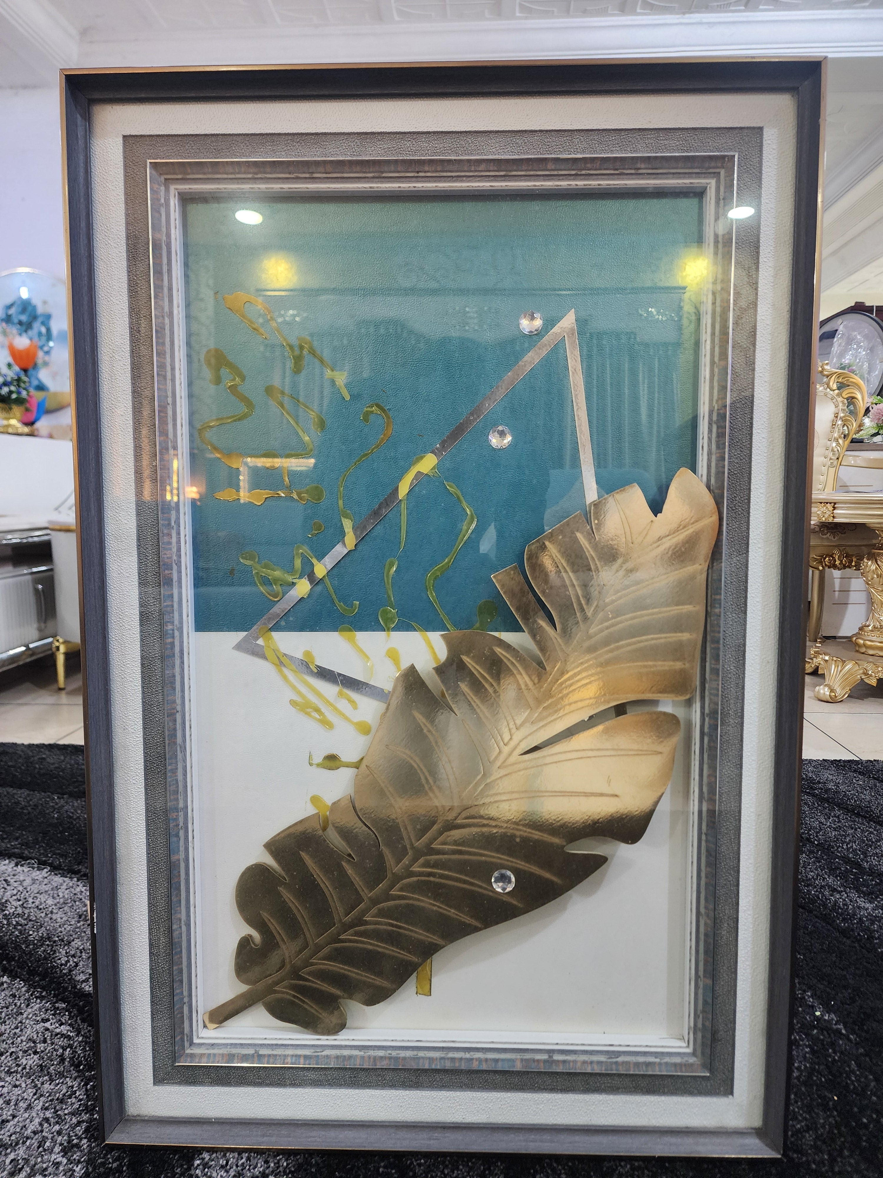 Luxury Feather Art Wall Flame