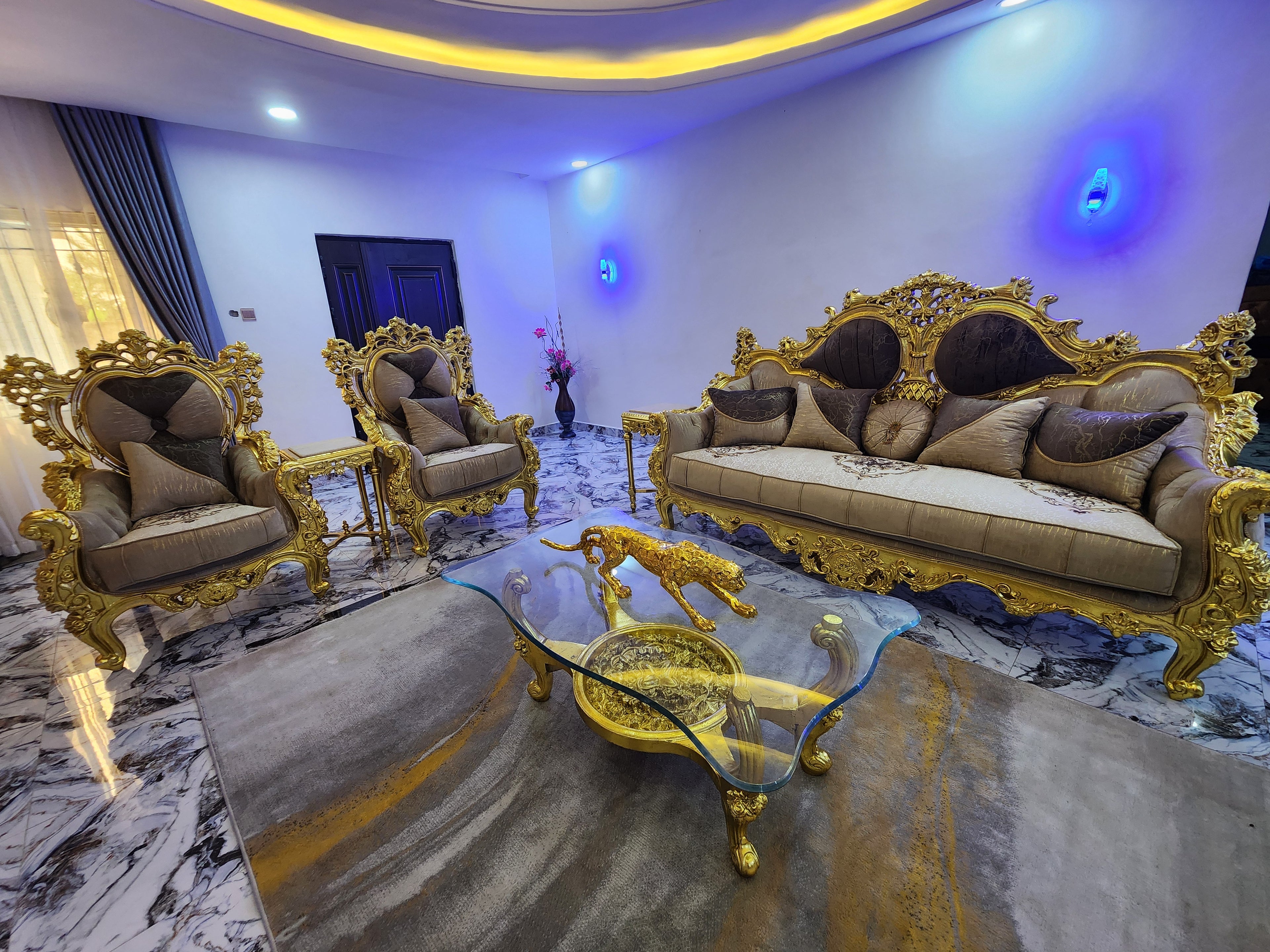 Royal Classic Luxury Sofa Set