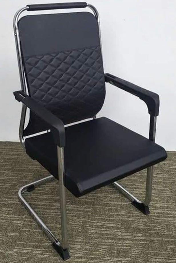 Executive Visitor Chair – Strong & Comfortable Design