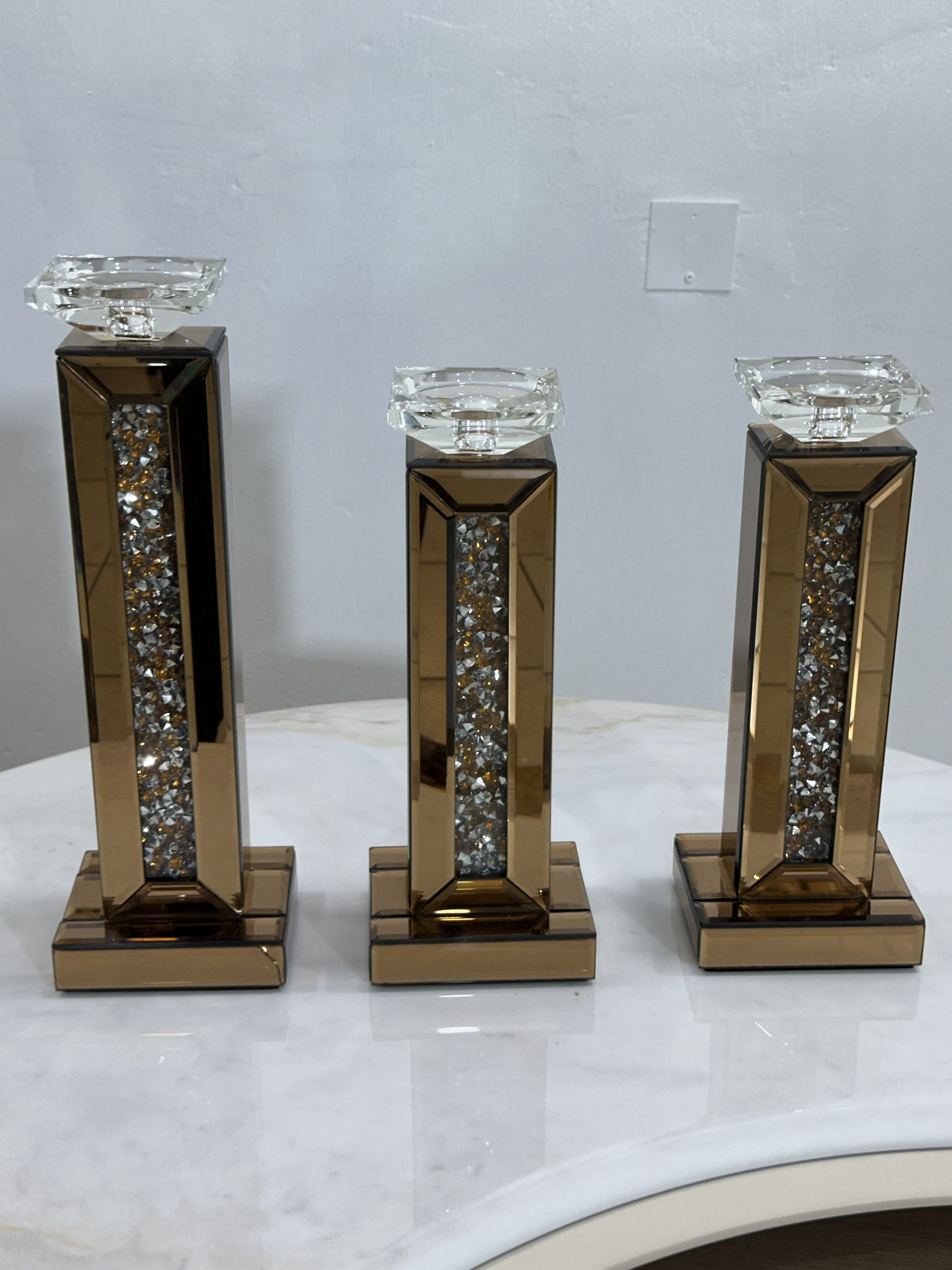 Modern Gold Centerpiece Stand
