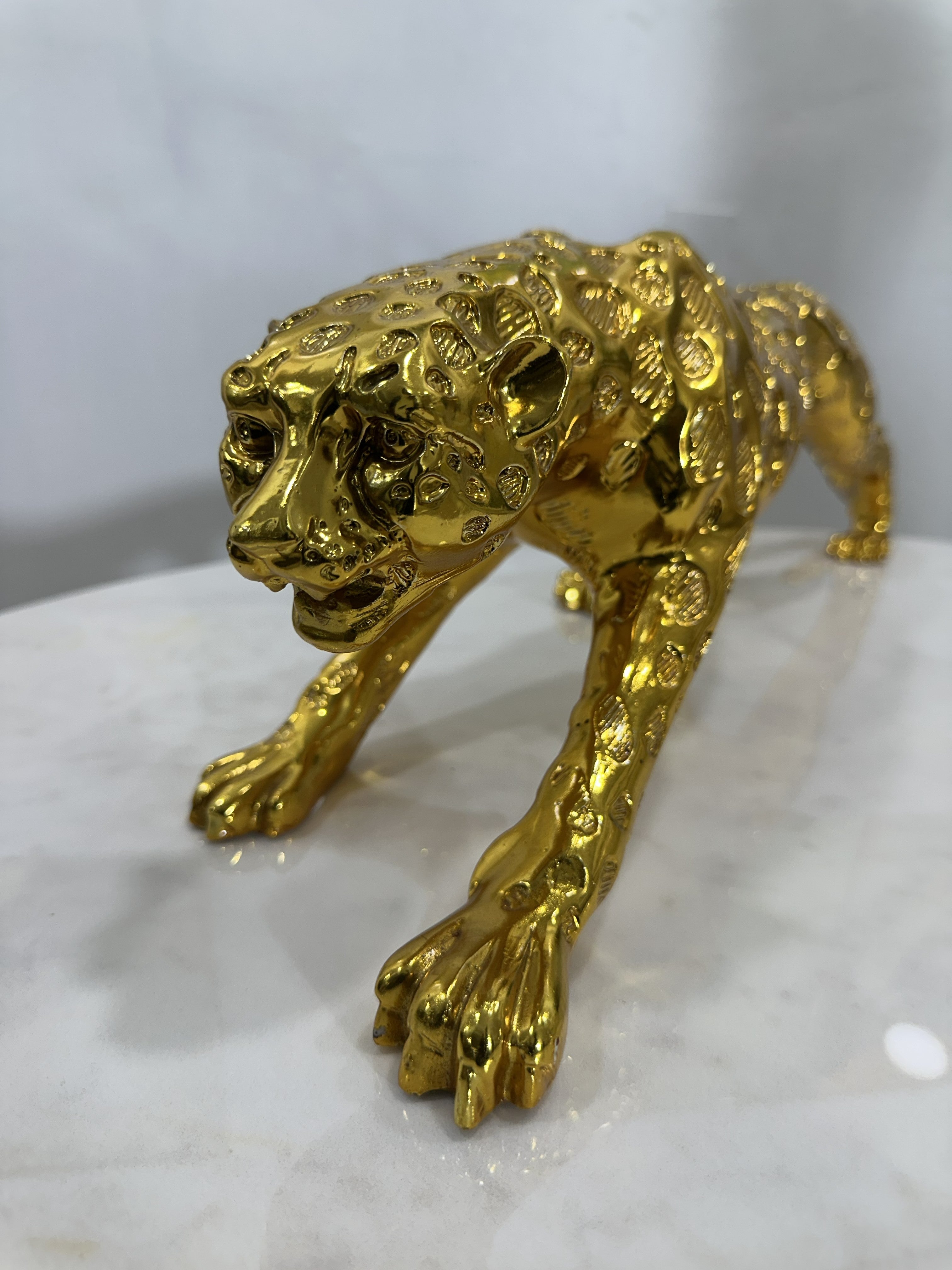 Luxury Leopard Decor Figurine